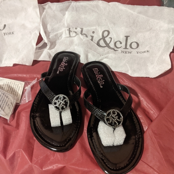 Fibi and Clo Alexandra Sandals Size 6 NWT - Picture 3 of 4